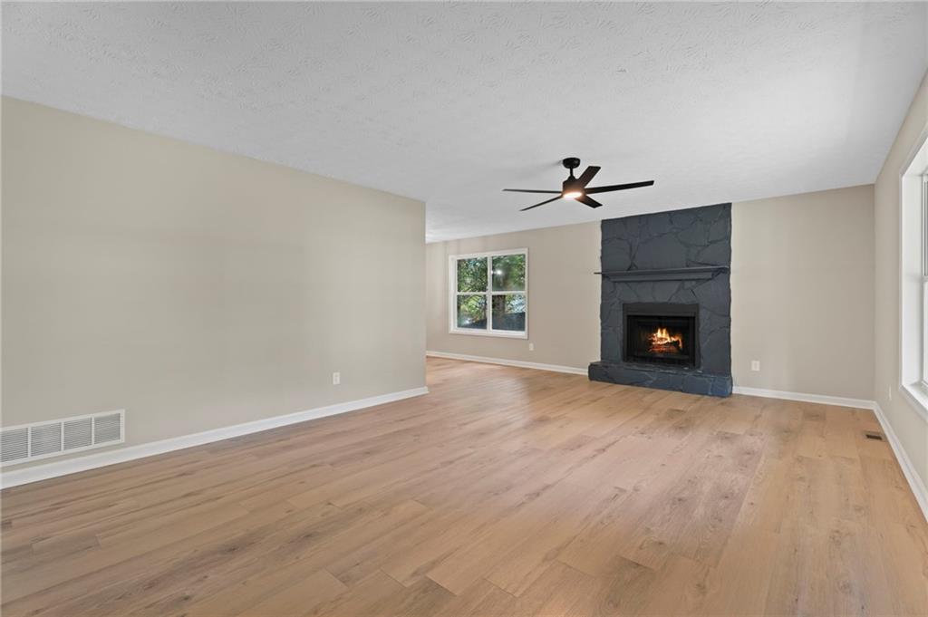 4553 Mars Court Acworth, GA 30101 - Photo 7 of 46
