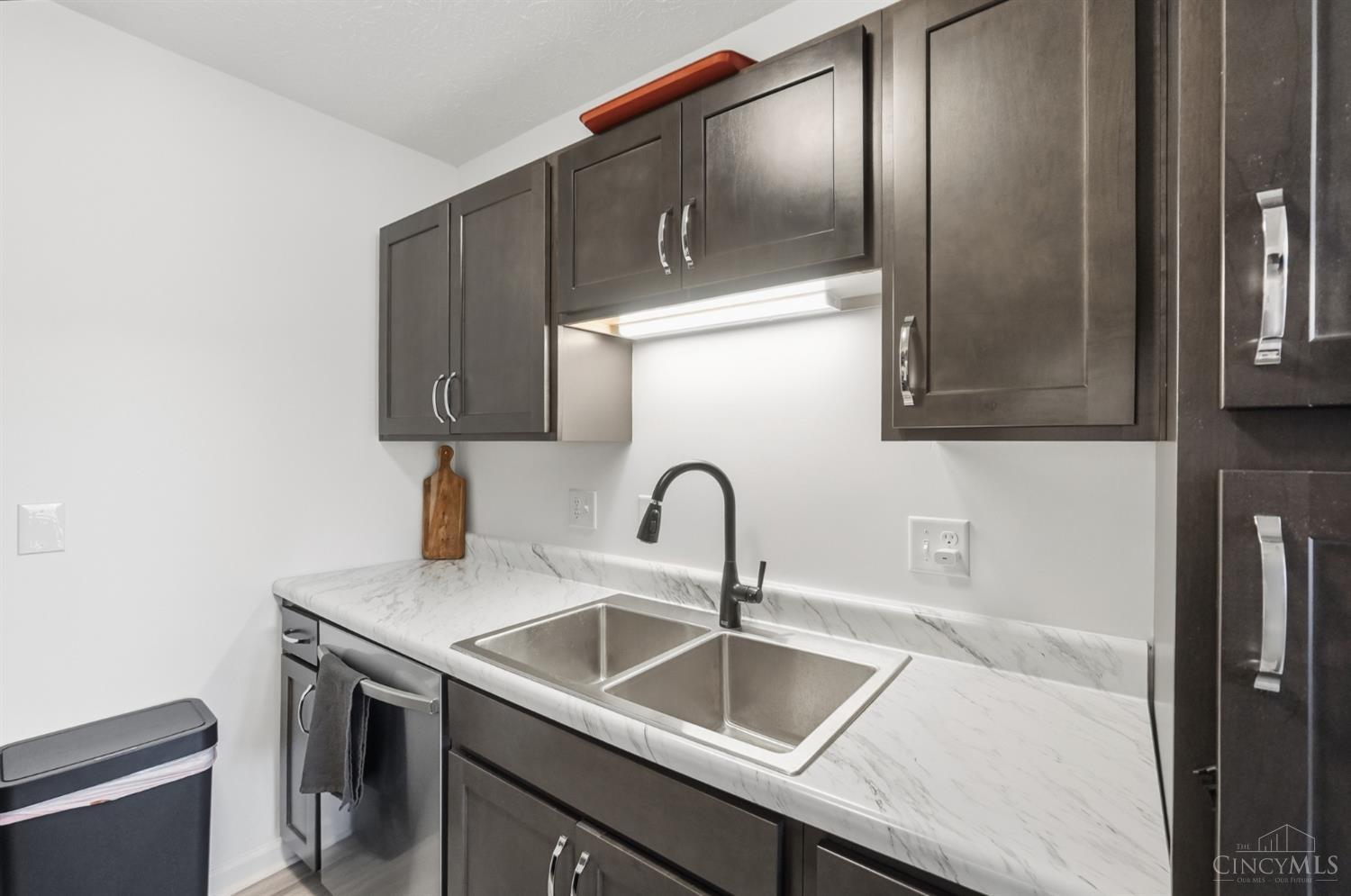7274 East Galbraith Road, Unit C Cincinnati, OH 45243 - Photo 18 of 45