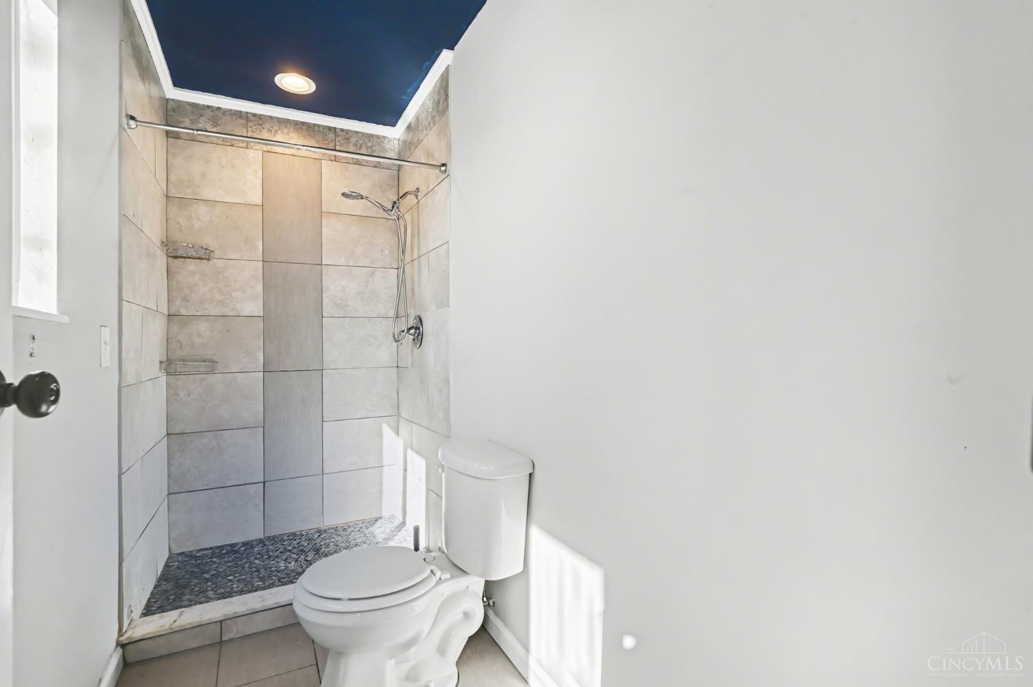 1759 John Gray Road Cincinnati, OH 45240 - Photo 23 of 35 Gallery Image 23