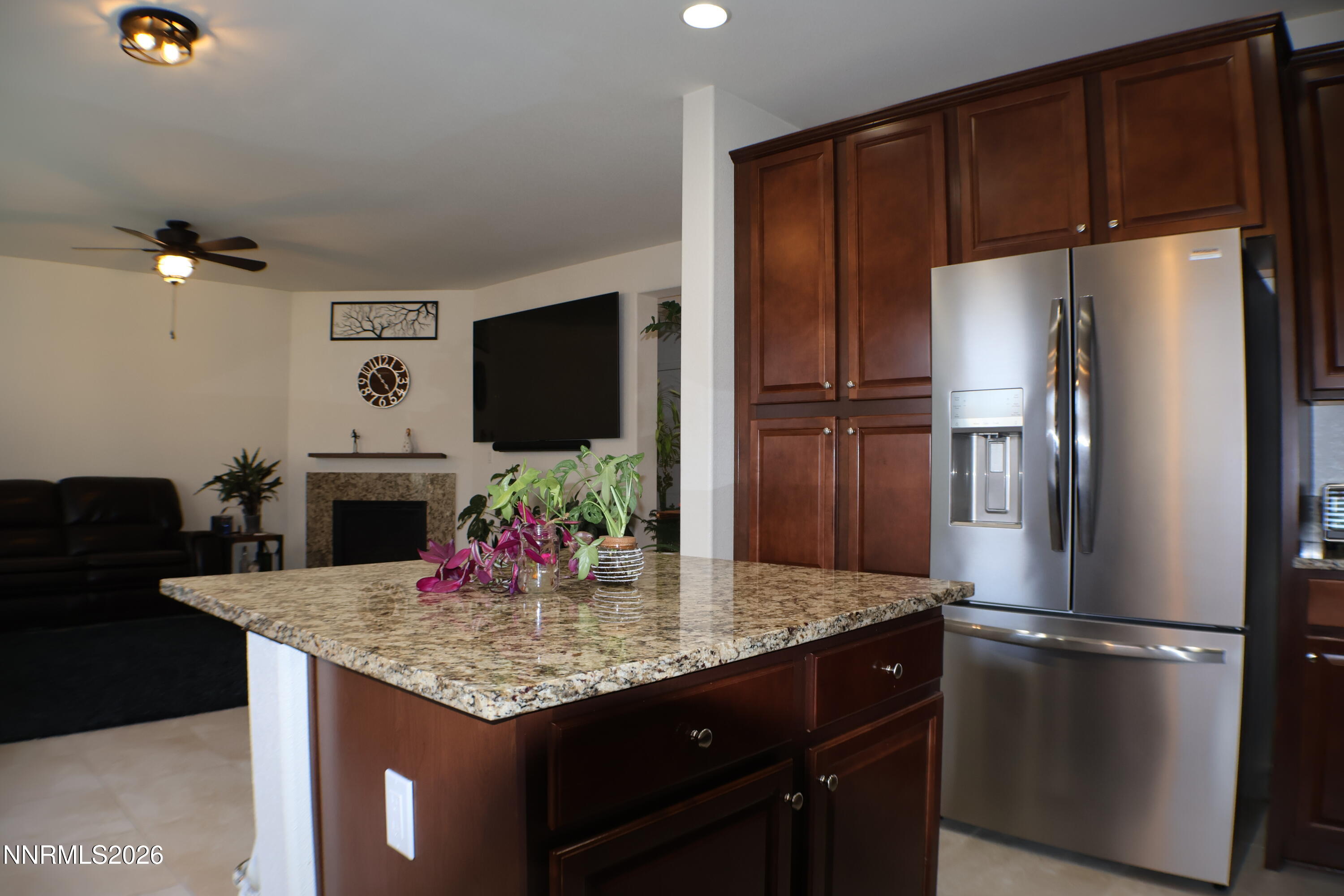 2056 Whitecliff Drive Reno, NV 89521 - Photo 18 of 69 IMG_0027