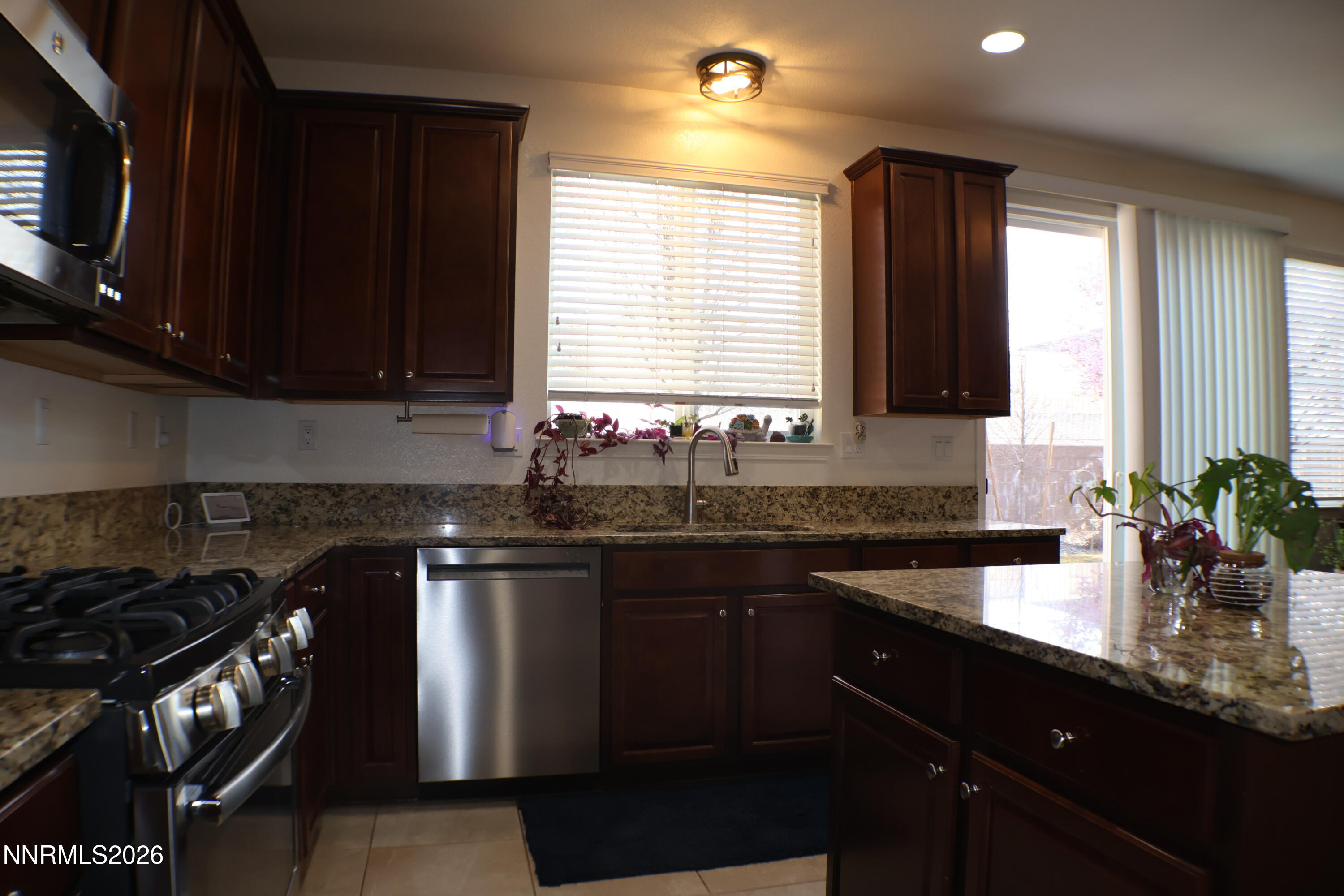 2056 Whitecliff Drive Reno, NV 89521 - Photo 19 of 69 IMG_0029