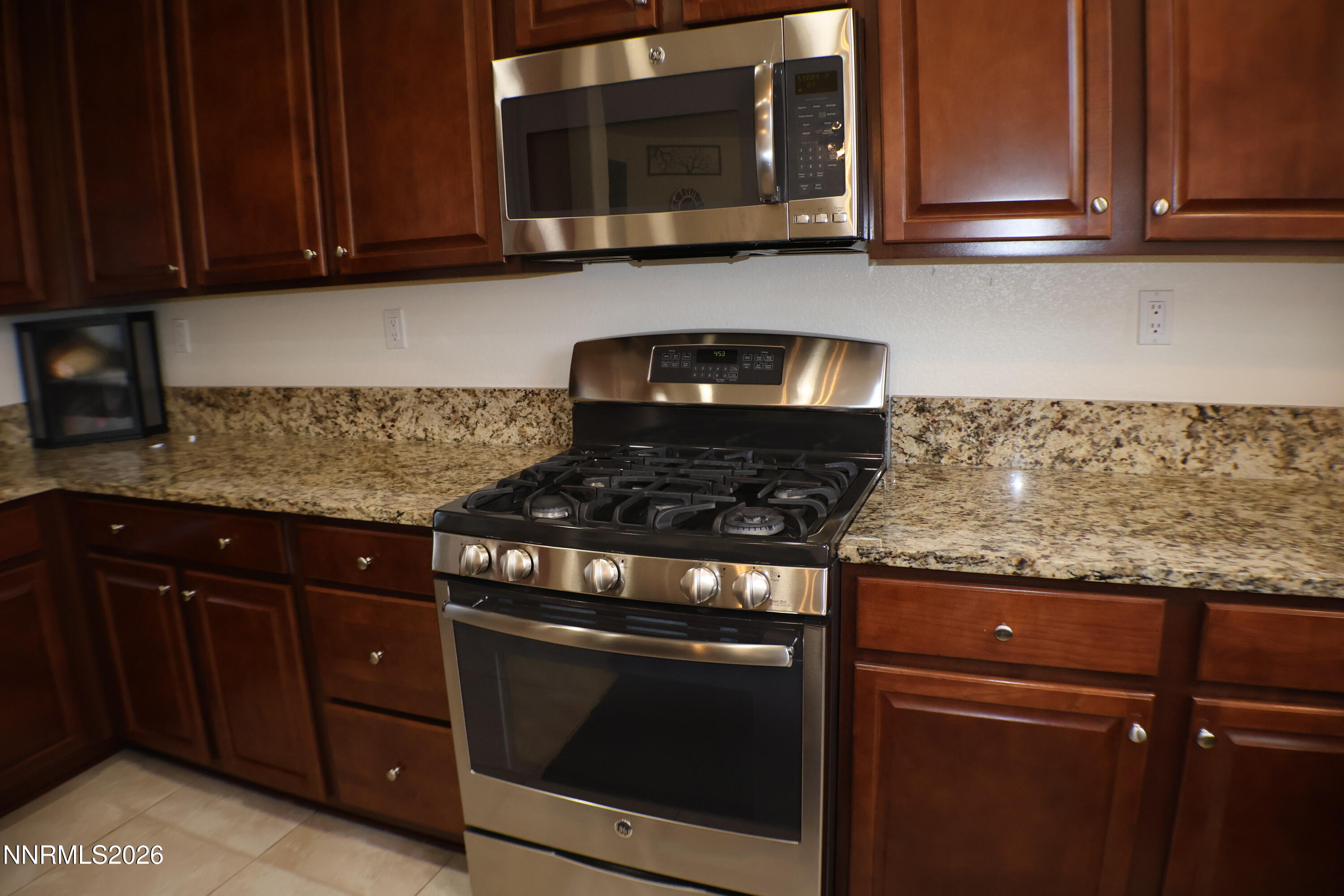 2056 Whitecliff Drive Reno, NV 89521 - Photo 21 of 69 IMG_0032