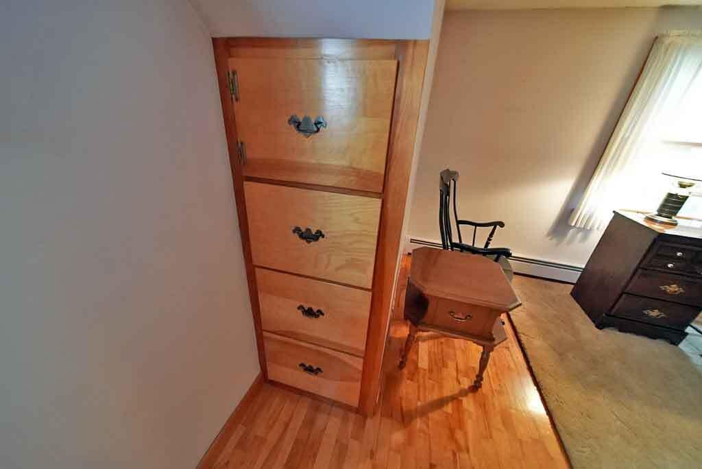 33 Maple Street Houlton, ME 04730 - Photo 54 of 80 built-in-drawers-me-home