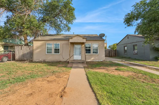 $40,000 | 2203 2nd Place, Lubbock, TX 79415