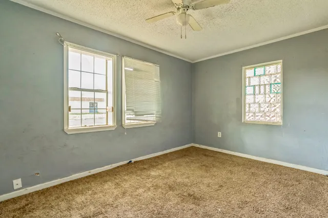 $40,000 | 2203 2nd Place, Lubbock, TX 79415