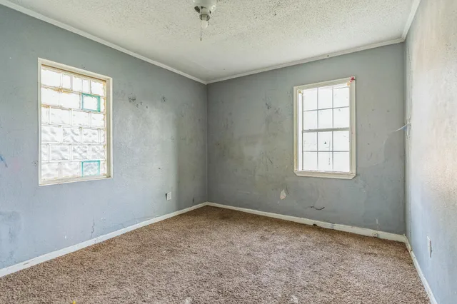 $40,000 | 2203 2nd Place, Lubbock, TX 79415