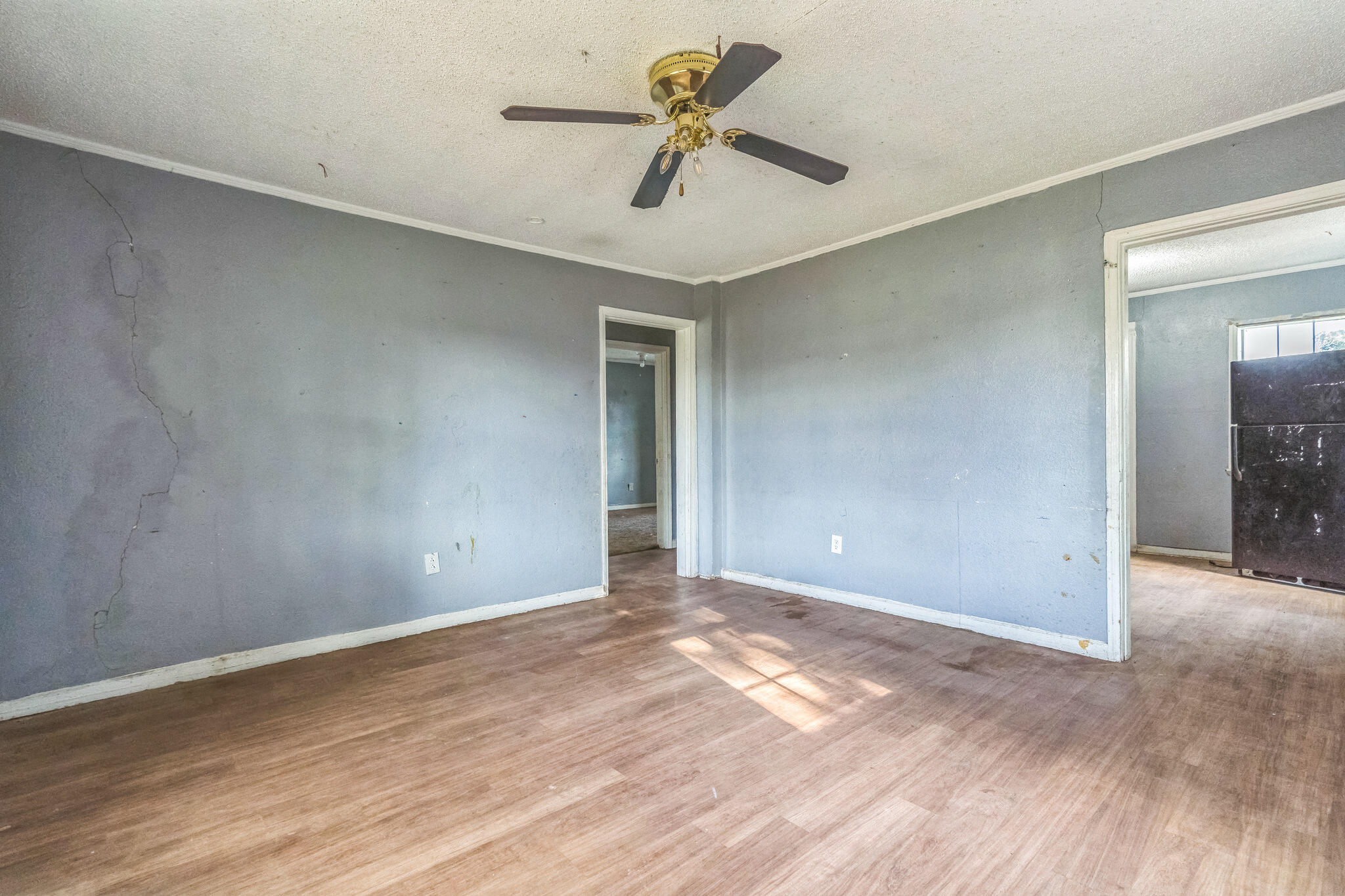 2203 2nd Place Lubbock, TX 79415 - Photo 3 of 17 08_2203_2nd_Pl_Lubbock_TX_79415_USA-Othe