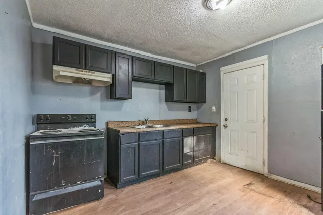 $40,000 | 2203 2nd Place, Lubbock, TX 79415