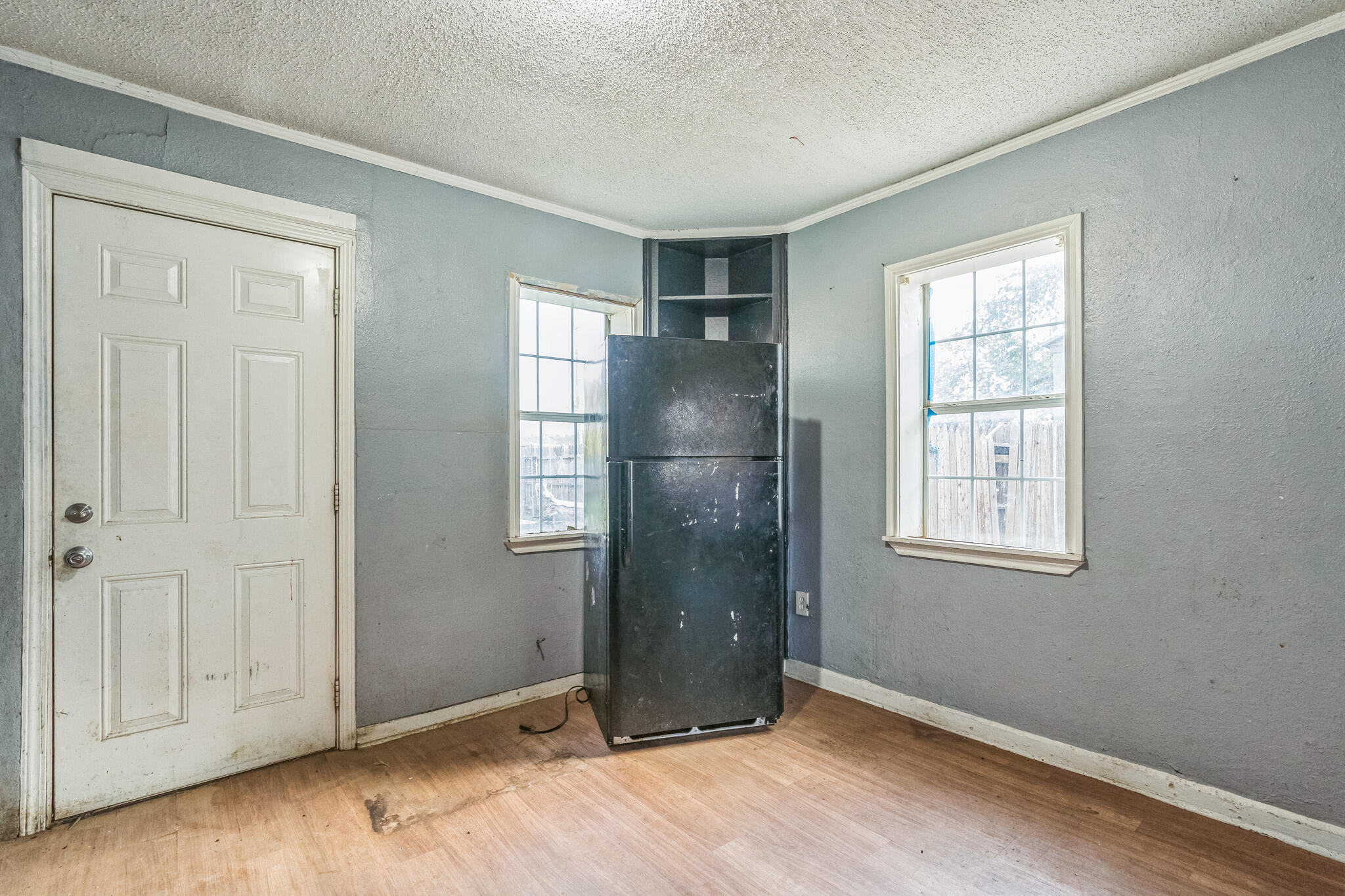 2203 2nd Place Lubbock, TX 79415 - Photo 10 of 17 10_2203_2nd_Pl_Lubbock_TX_79415_USA-Othe