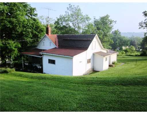 127 Orchard Road Waynesburg, PA 15370 - Photo 1 of 10 Exterior Front.