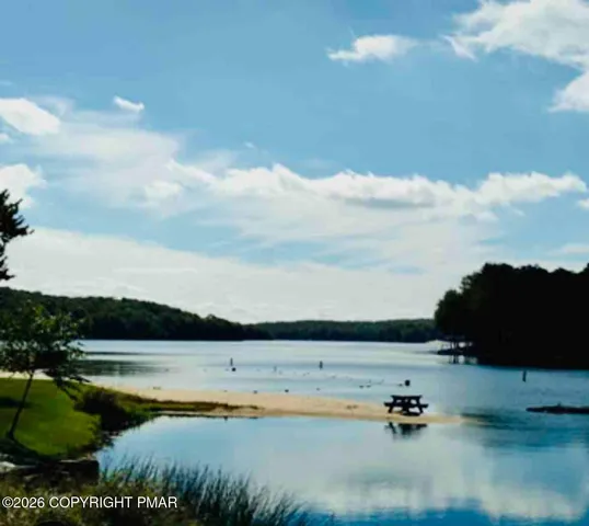 $2,400 | 3104 Northgate Road, Lake Ariel, PA 18436