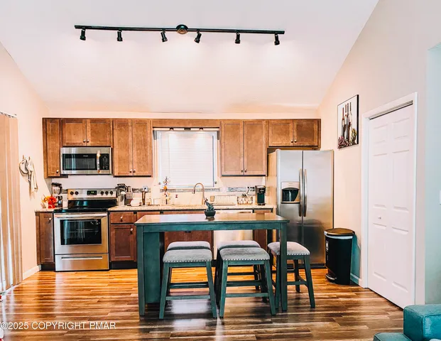 $2,500 | 3104 Northgate Road, Lake Ariel, PA 18436