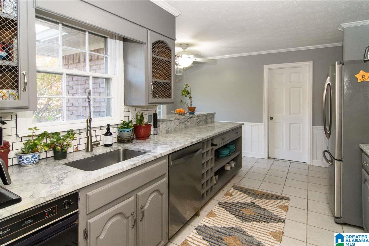 5645 Havenhill Road Birmingham, AL 35210 - Photo 13 of 50