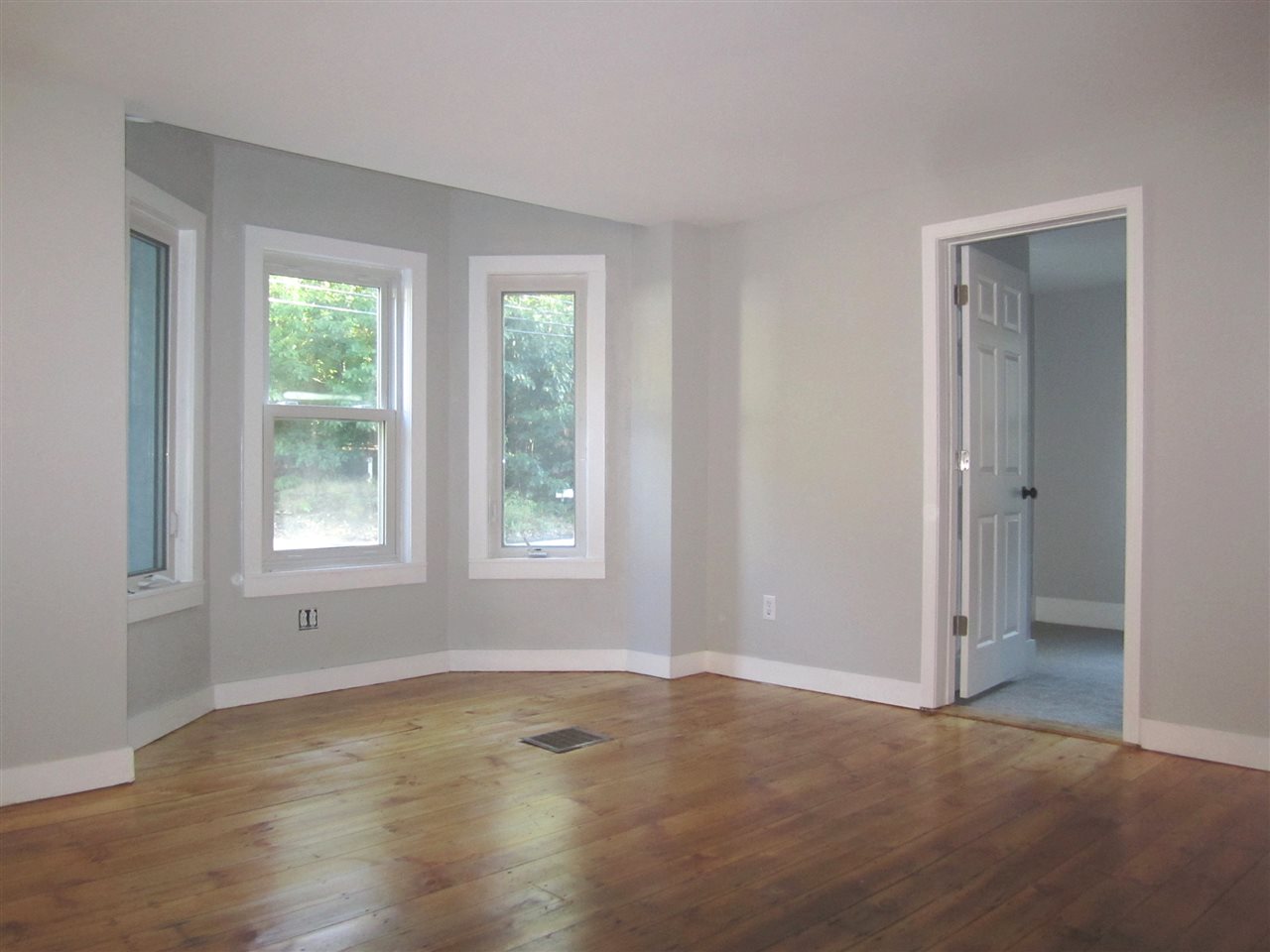 92 Wilton Road Milford, NH 03055 - Photo 11 of 29 Gallery Image 11