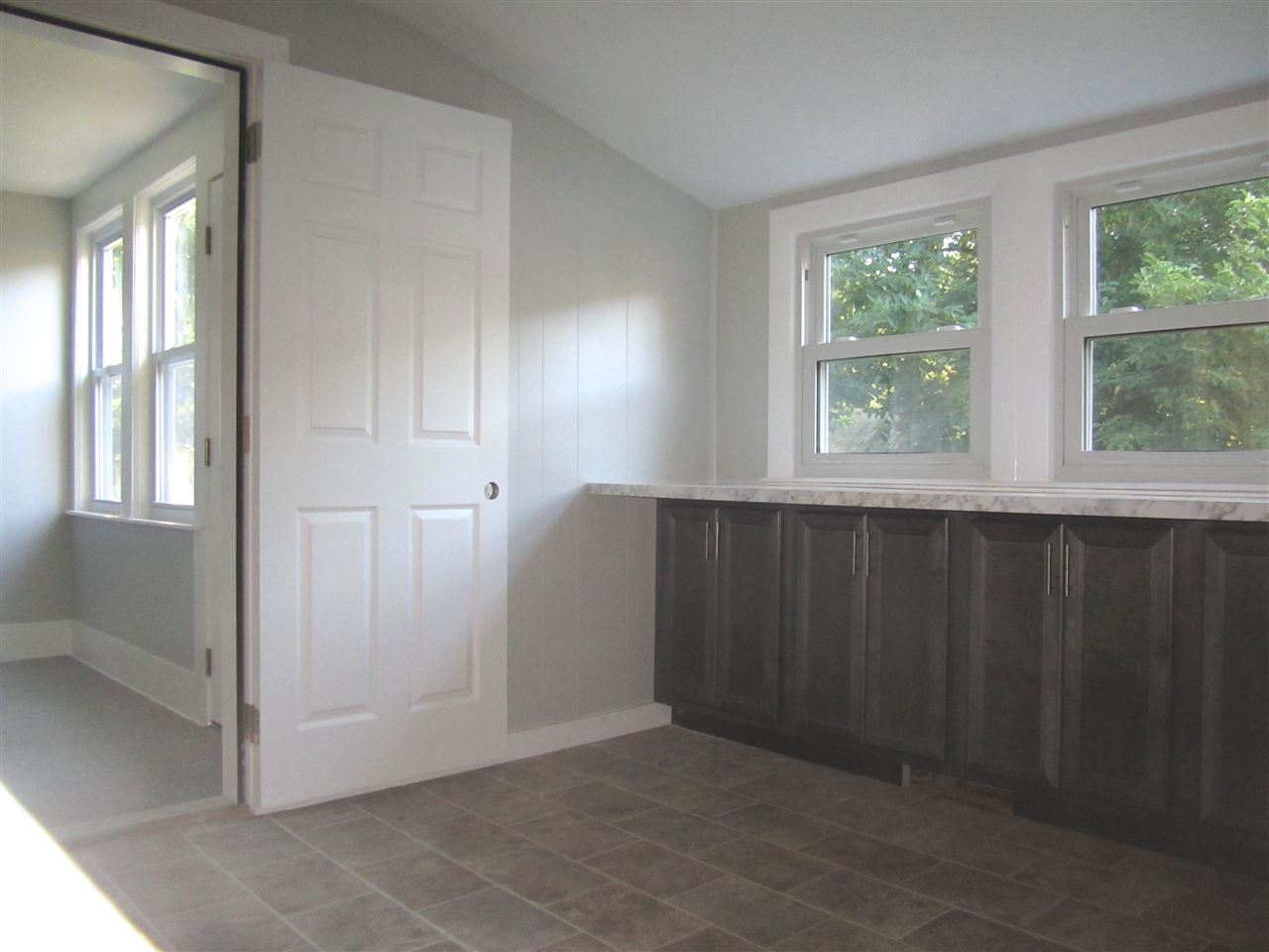 92 Wilton Road Milford, NH 03055 - Photo 4 of 29 Gallery Image 4