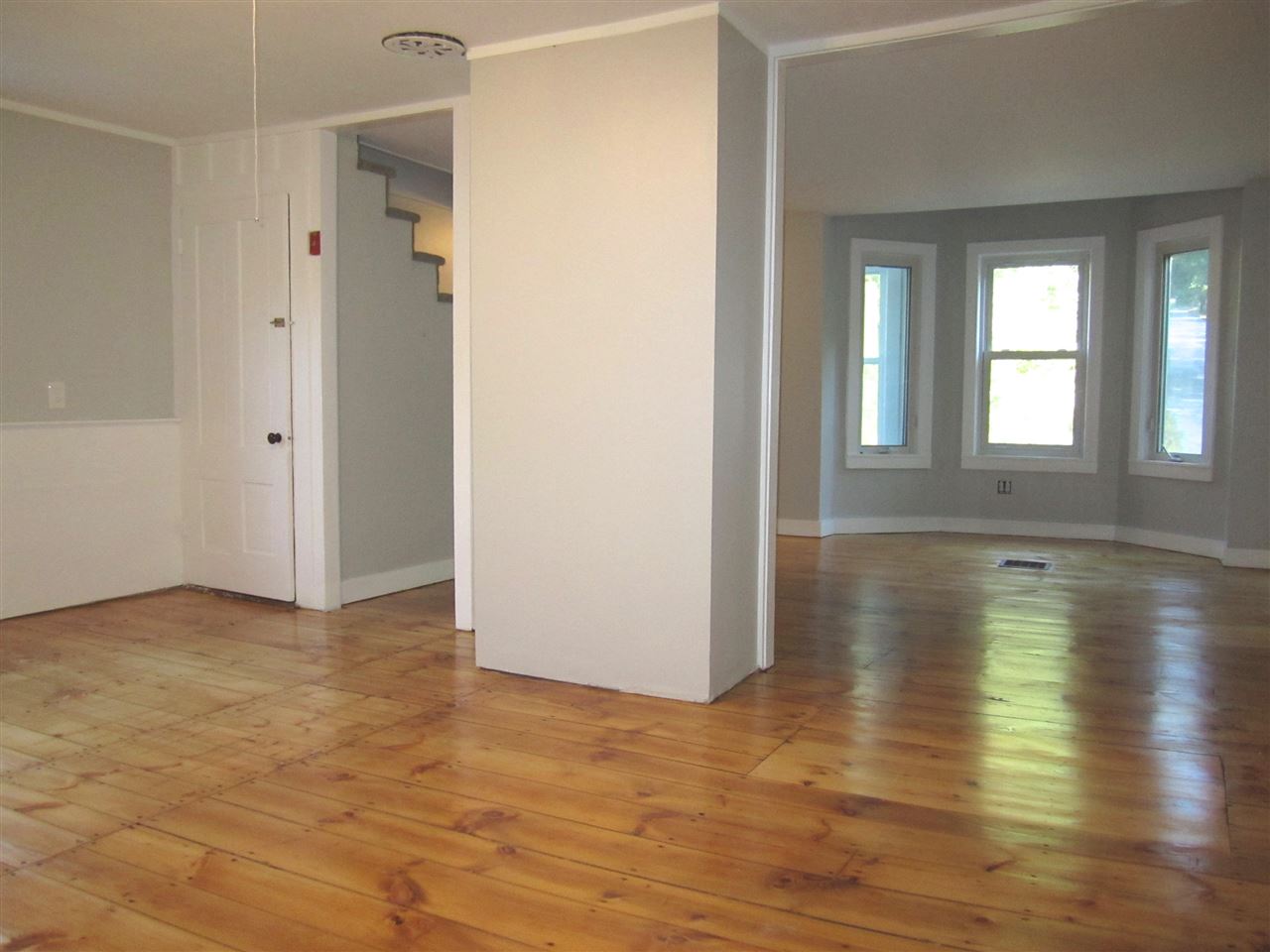 92 Wilton Road Milford, NH 03055 - Photo 6 of 29 Gallery Image 6