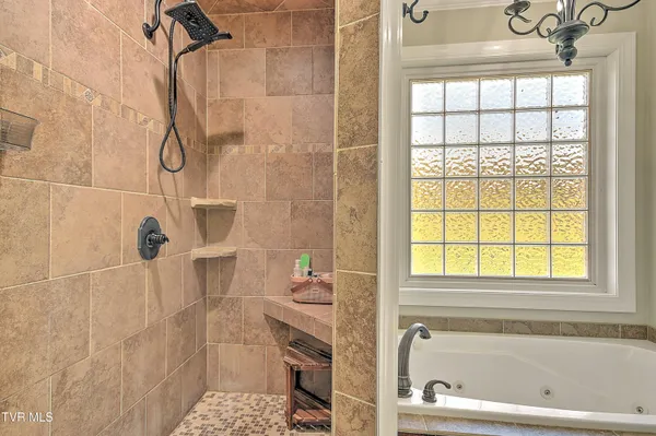 $509,000 | 23395 Larwood Lane, Bristol, VA 24202