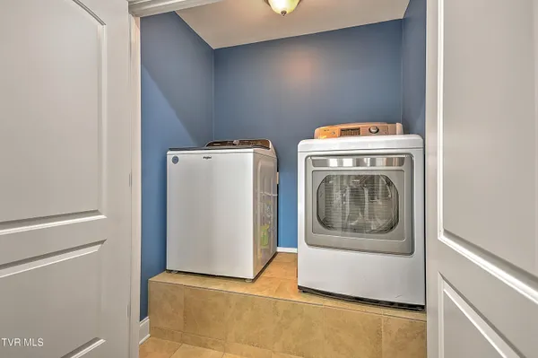 $509,000 | 23395 Larwood Lane, Bristol, VA 24202