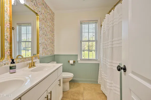 $509,000 | 23395 Larwood Lane, Bristol, VA 24202