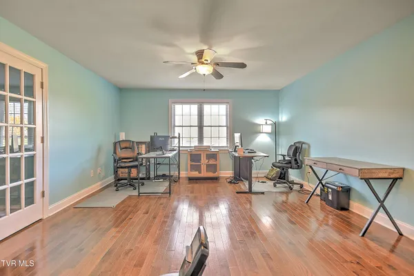 $509,000 | 23395 Larwood Lane, Bristol, VA 24202