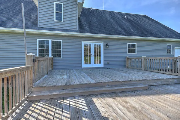 $509,000 | 23395 Larwood Lane, Bristol, VA 24202