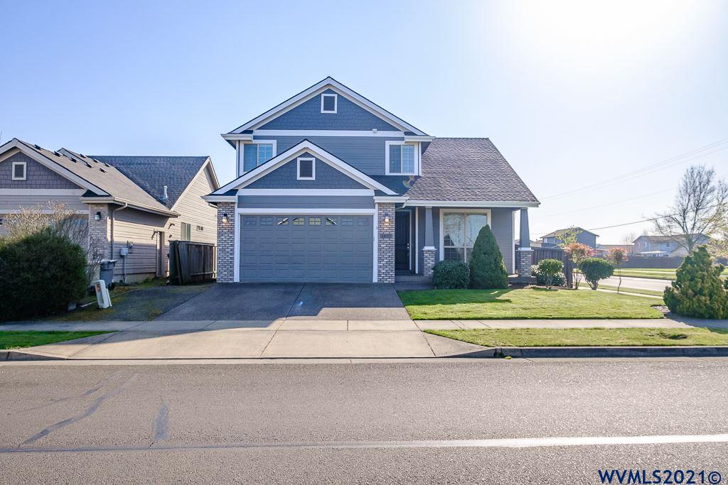2077 Center Street Southeast Albany, OR 97322 - Photo 1 of 32