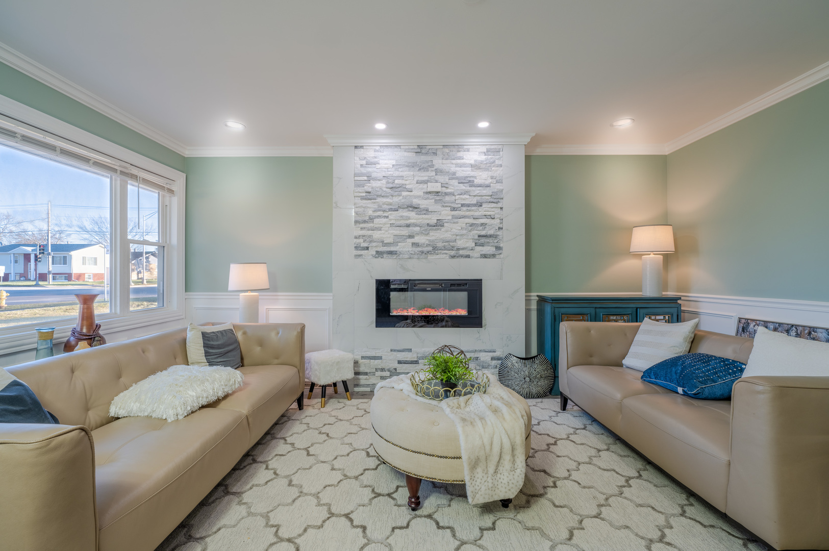 16154 South Wood Street Markham, IL 60428 - Photo 2 of 17