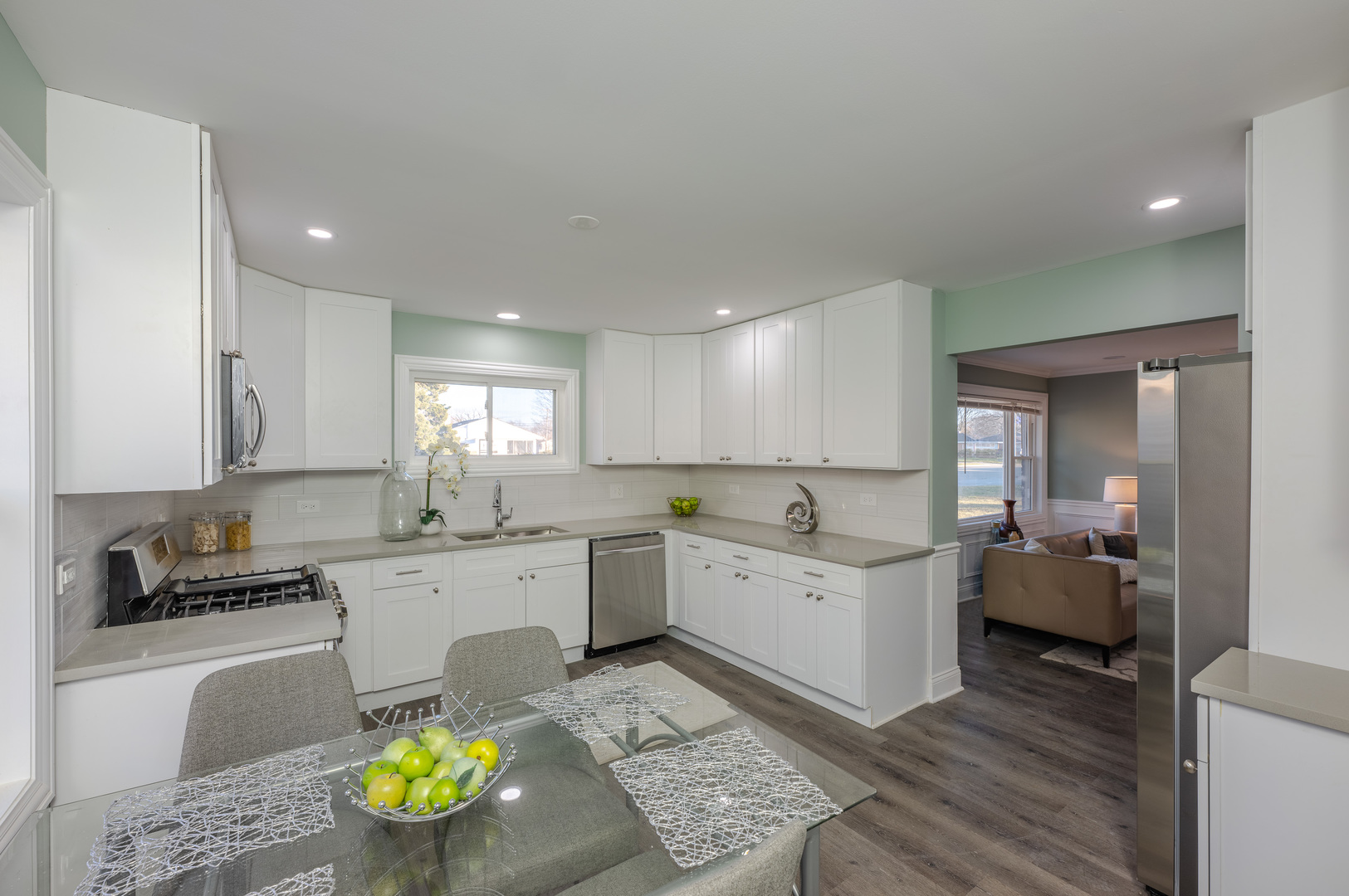 16154 South Wood Street Markham, IL 60428 - Photo 4 of 17