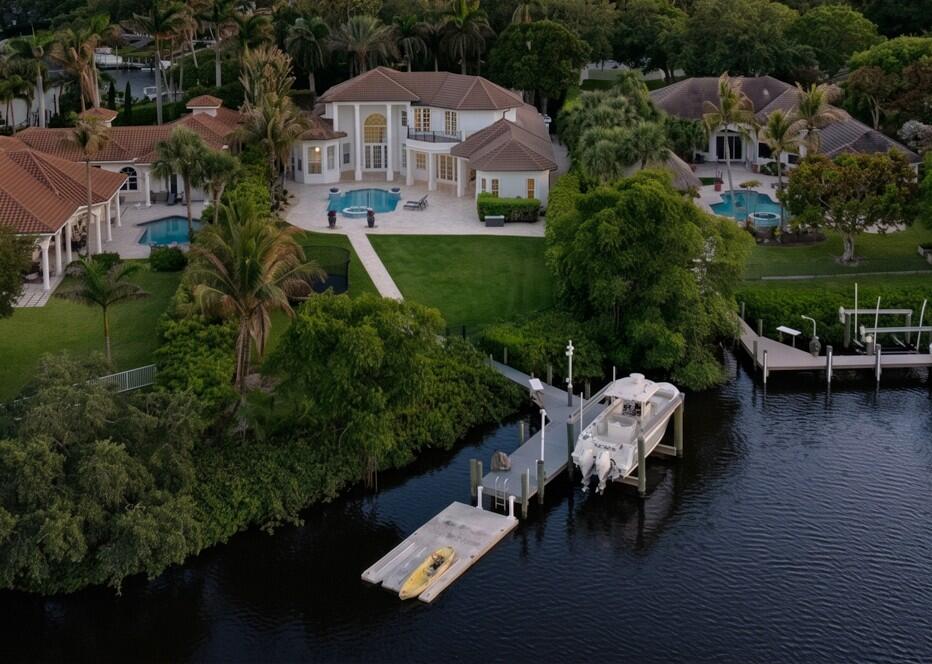 8709 Southeast Compass Island Way Jupiter, FL 33458 - Photo 45 of 48 8709 Compass Twilight - MLS (7) - Copy