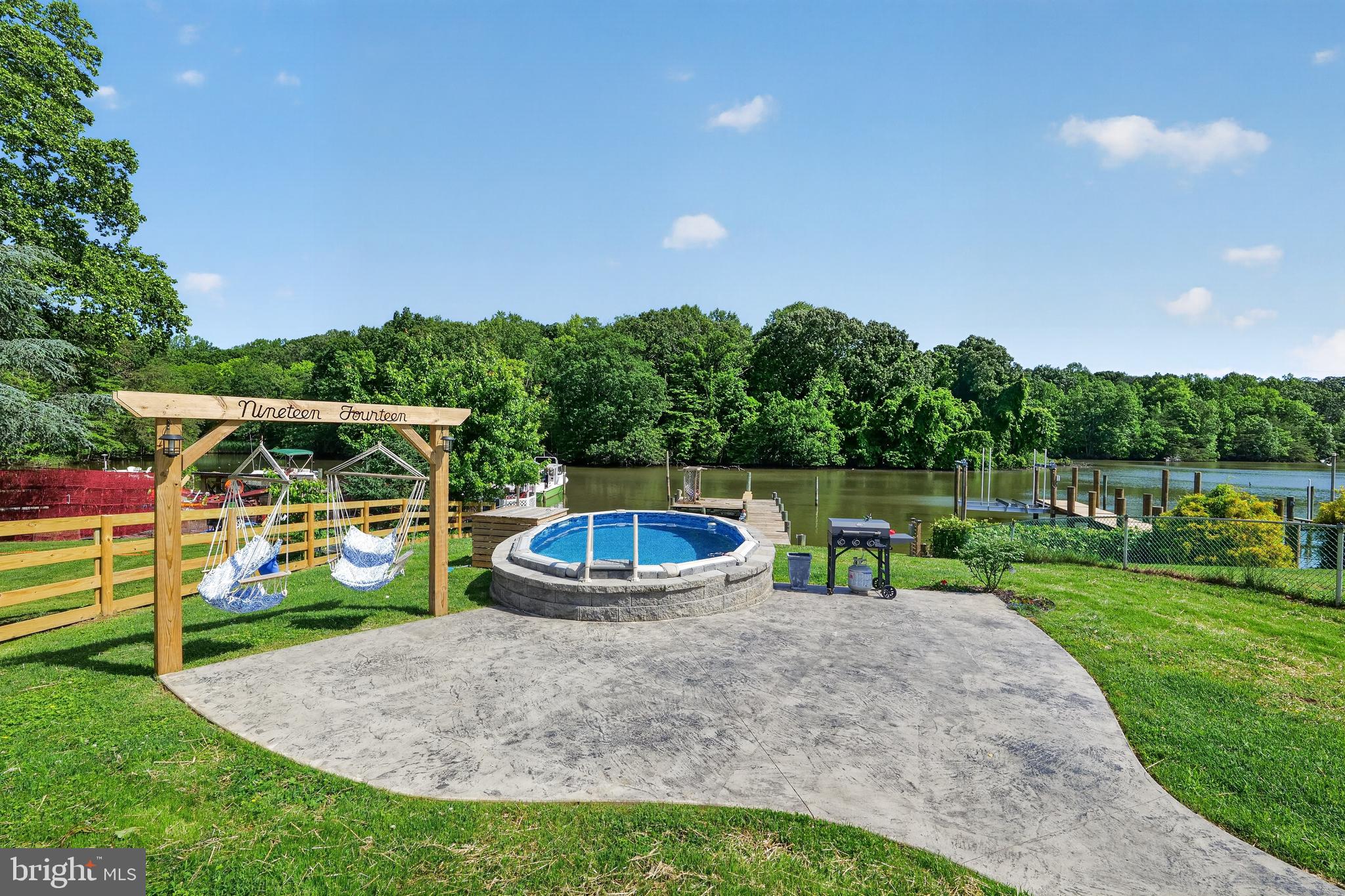1914 Poplar Road Essex, MD 21221 - Photo 4 of 56