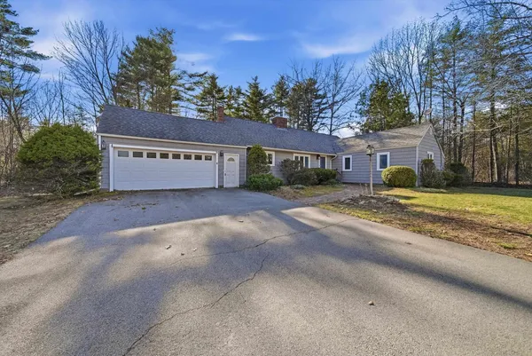 $649,000 | 6 Mill Road, Kingston, NH 03848