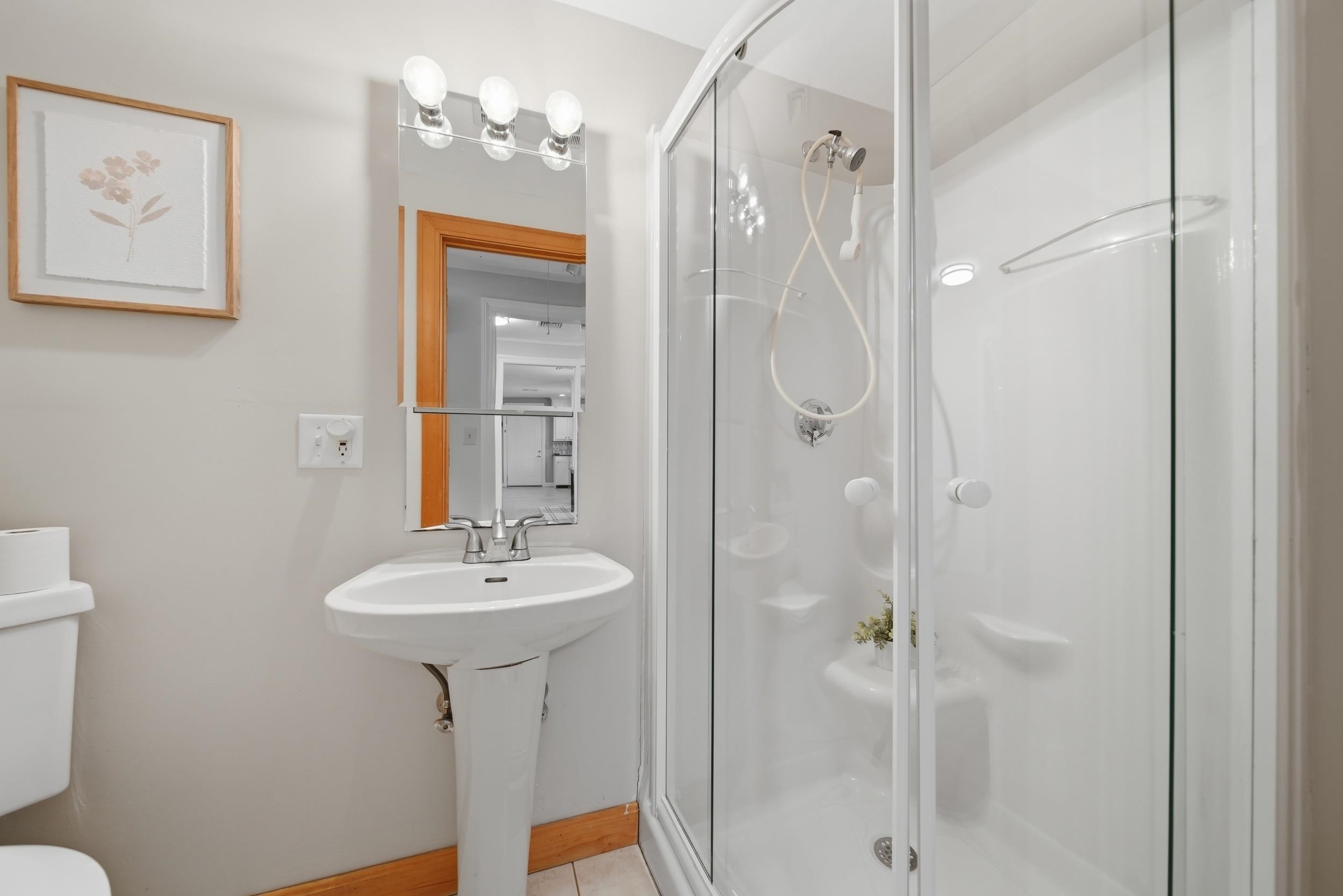 6 Mill Road Kingston, NH 03848 - Photo 24 of 51