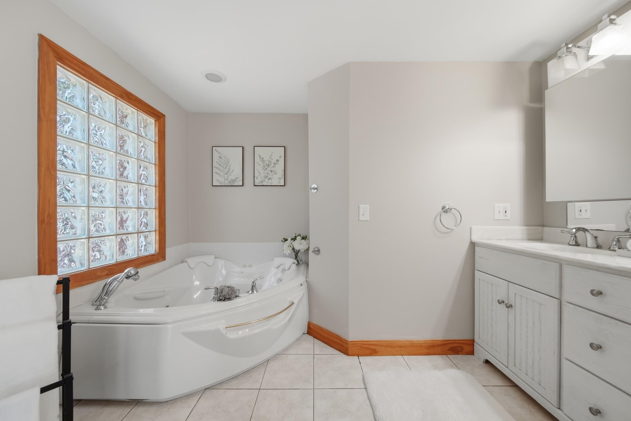 6 Mill Road Kingston, NH 03848 - Photo 31 of 51