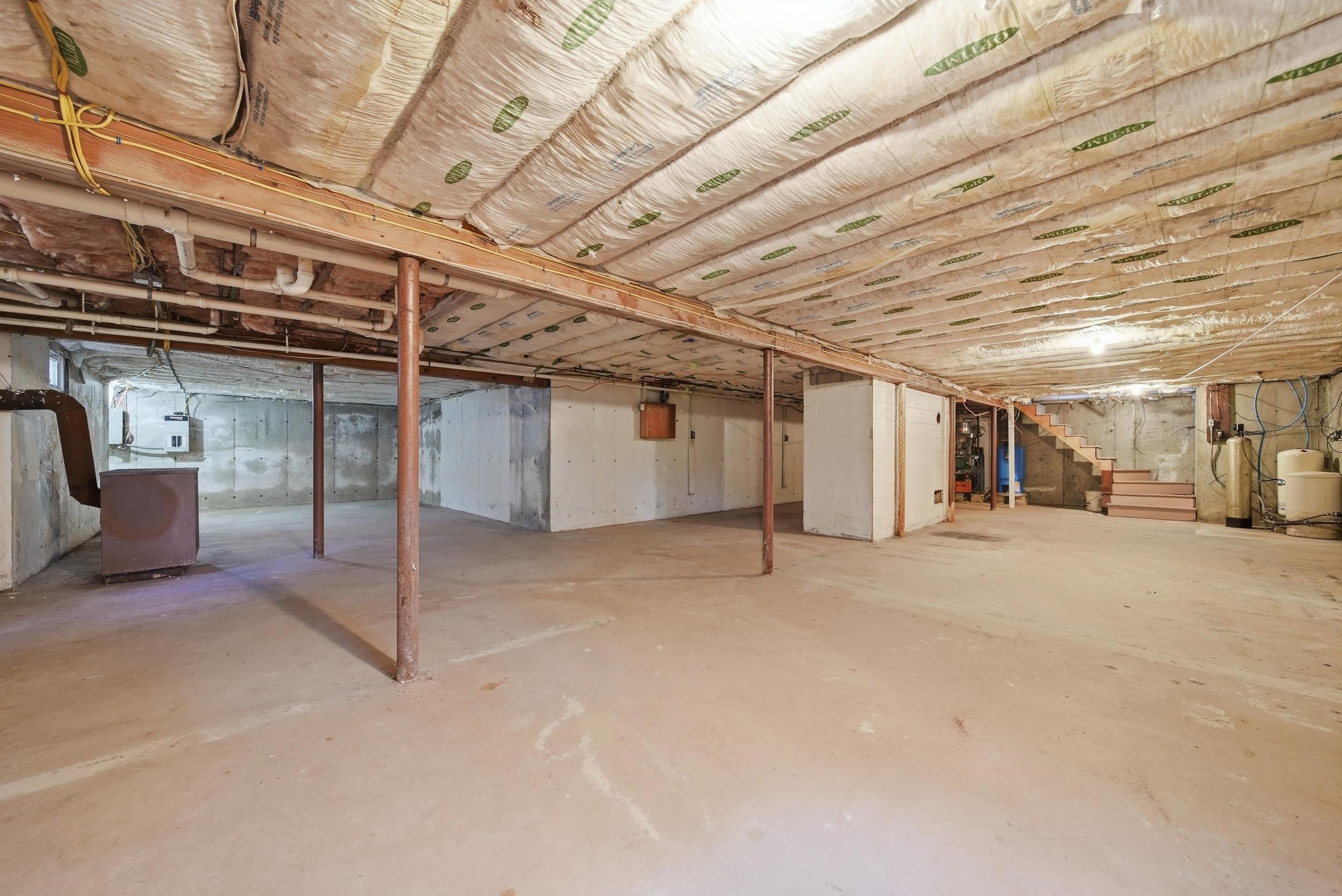 6 Mill Road Kingston, NH 03848 - Photo 32 of 51