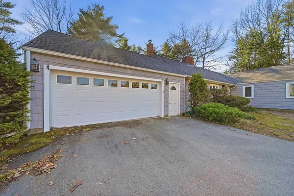 $649,000 | 6 Mill Road, Kingston, NH 03848