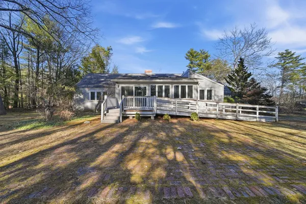 $649,000 | 6 Mill Road, Kingston, NH 03848