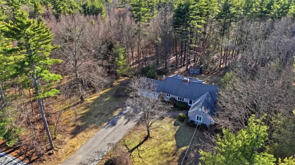 $649,000 | 6 Mill Road, Kingston, NH 03848
