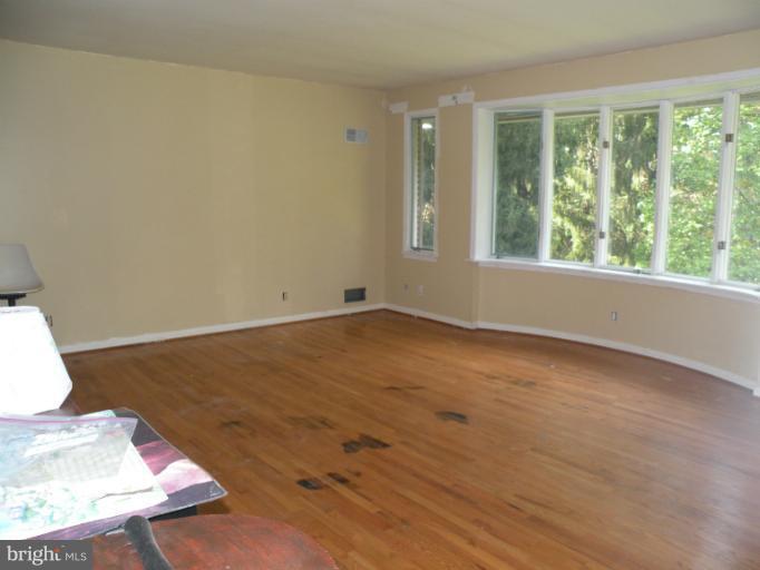 8720 Briarcroft Lane Laurel, MD 20708 - Photo 28 of 30 Family Room w/Hardwood