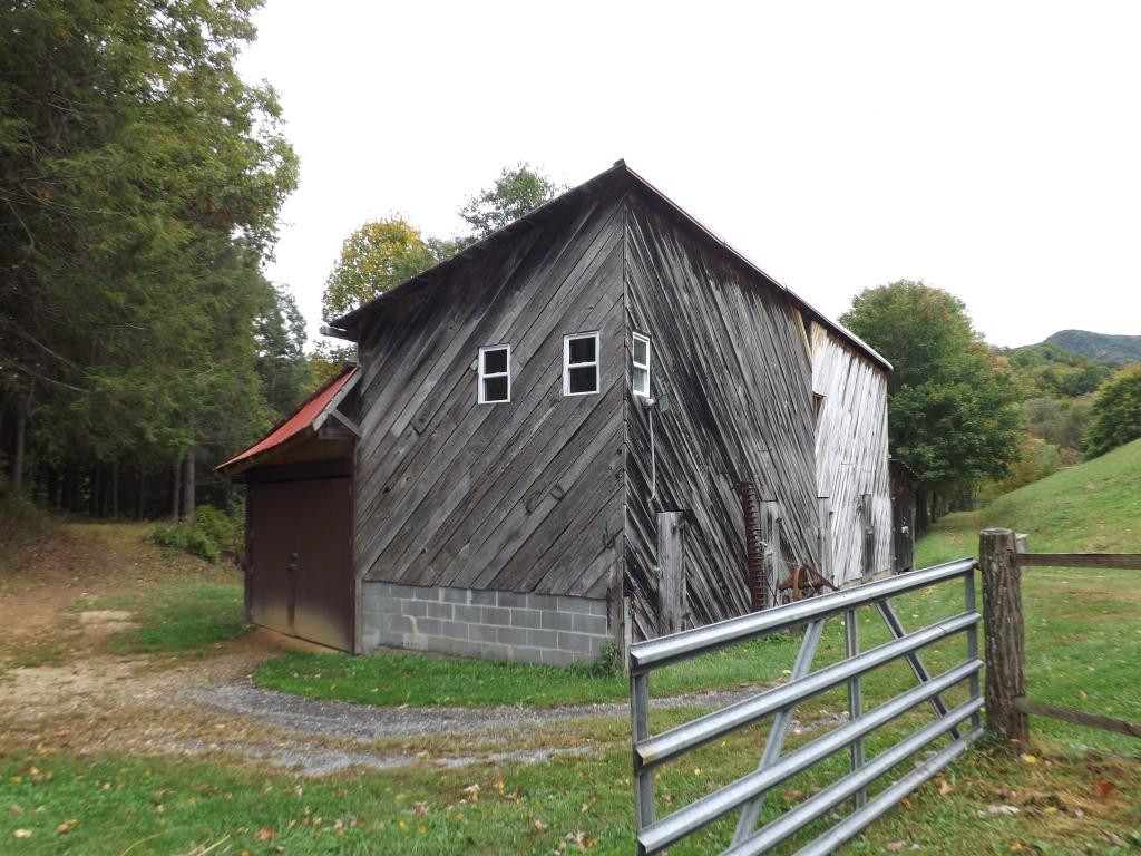 436 Shell Creek Road Roan Mountain, TN 37687 - Photo 23 of 24 Photo 23