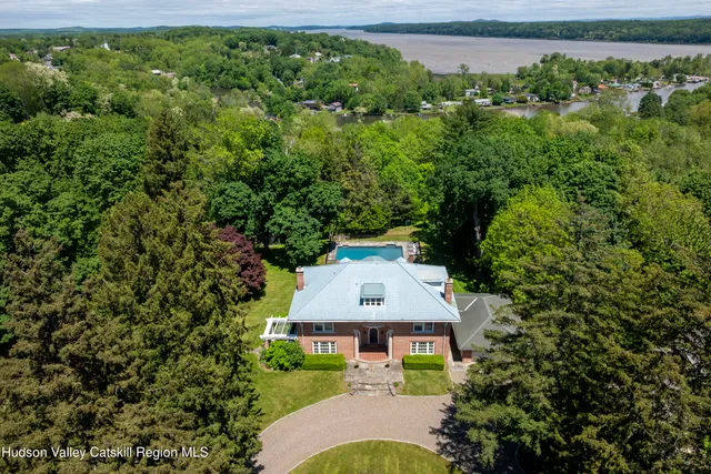 $1,738,000 | 21 Barclay Street, Saugerties, NY 12477