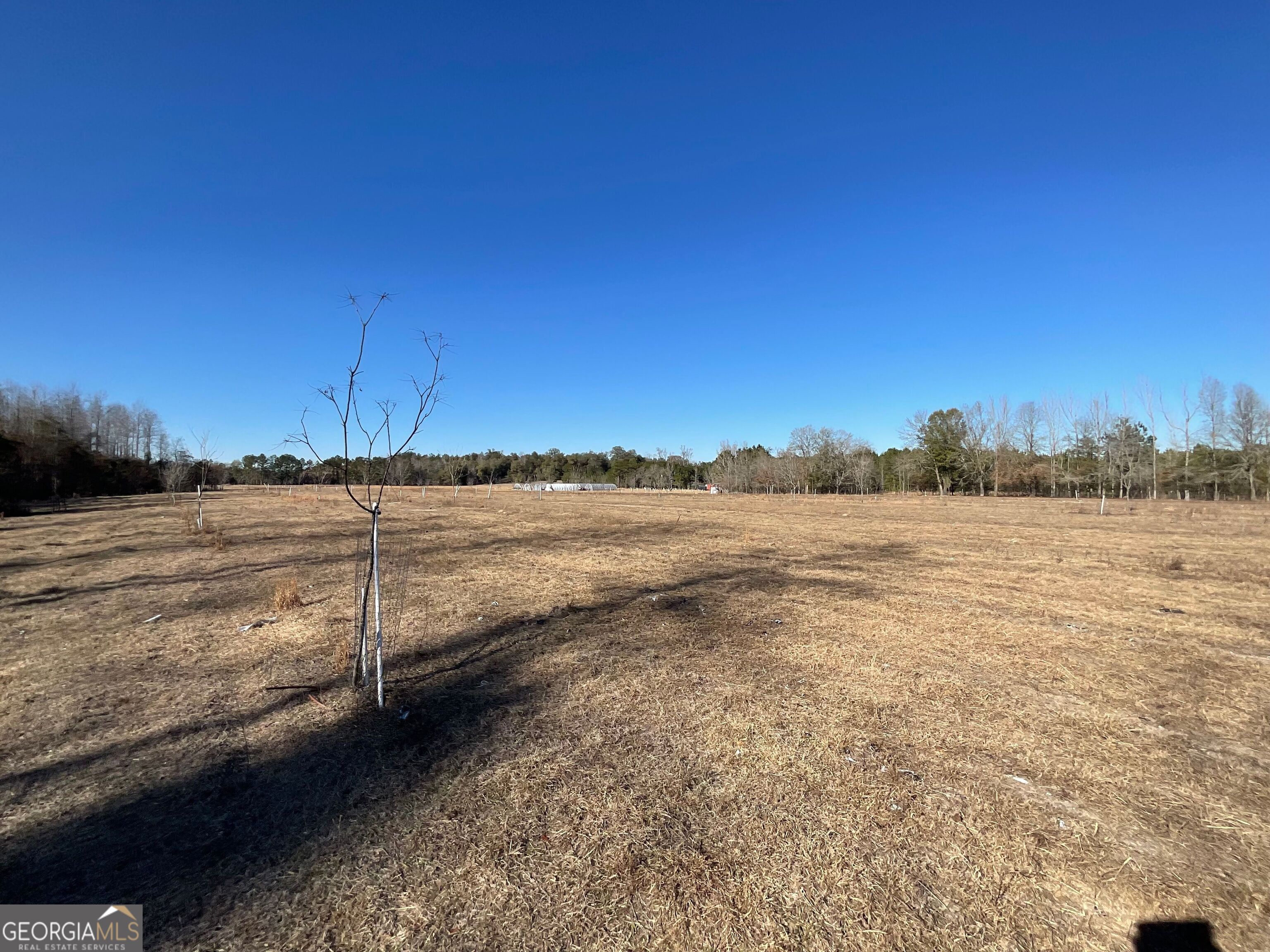 965 Fountain Road Jeffersonville, GA 31044 - Photo 14 of 37 a view of an ocean beach