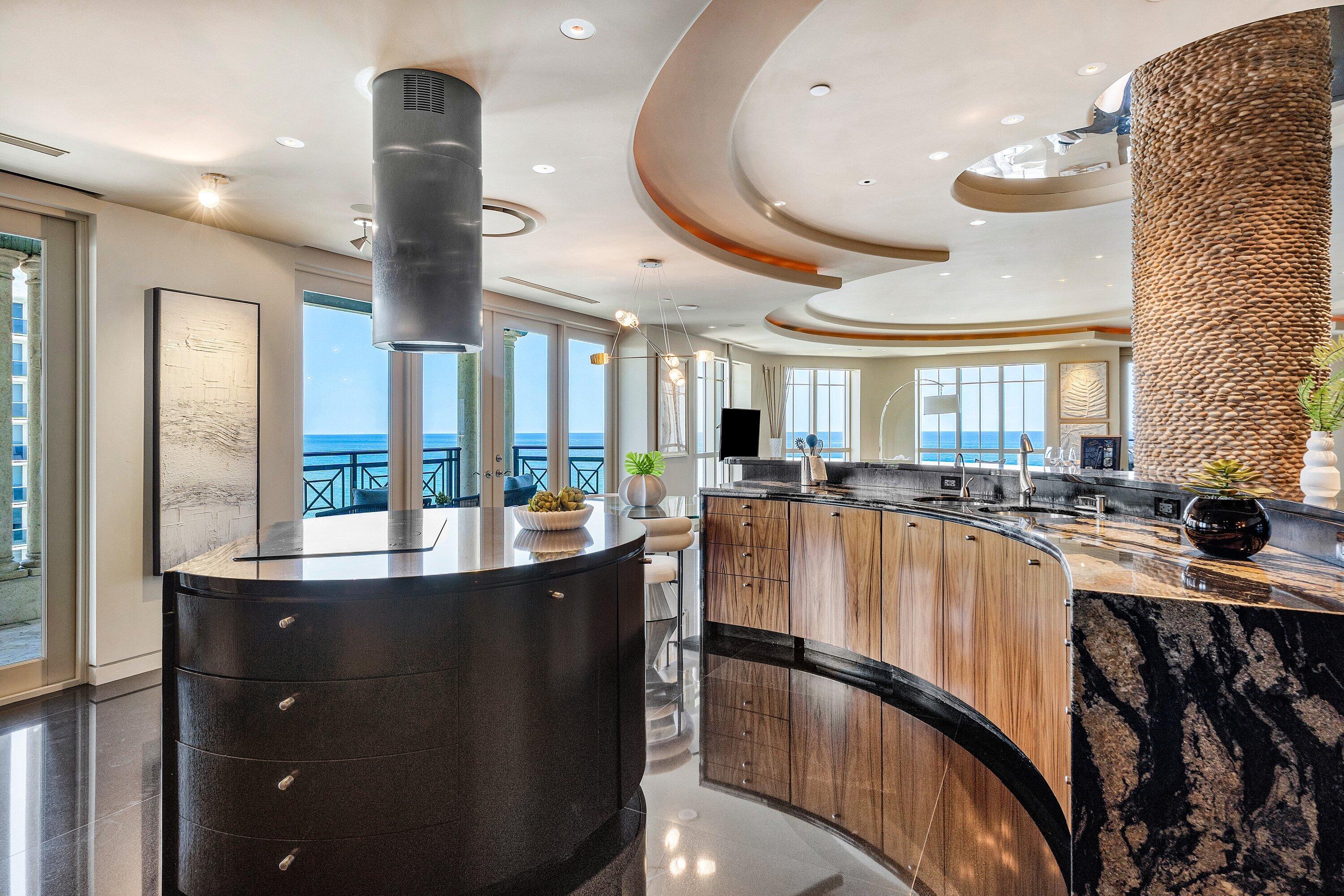 400 South Ocean Boulevard, Unit PH2 Boca Raton, FL 33432 - Photo 4 of 58 Kitchen