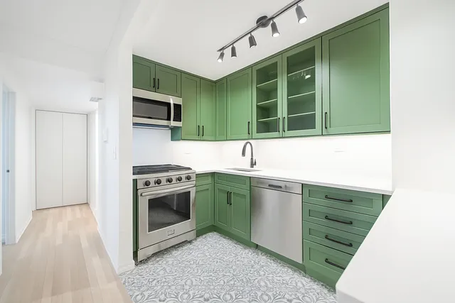 $5,550 | 301 West 110th Street, Unit 9H | Harlem