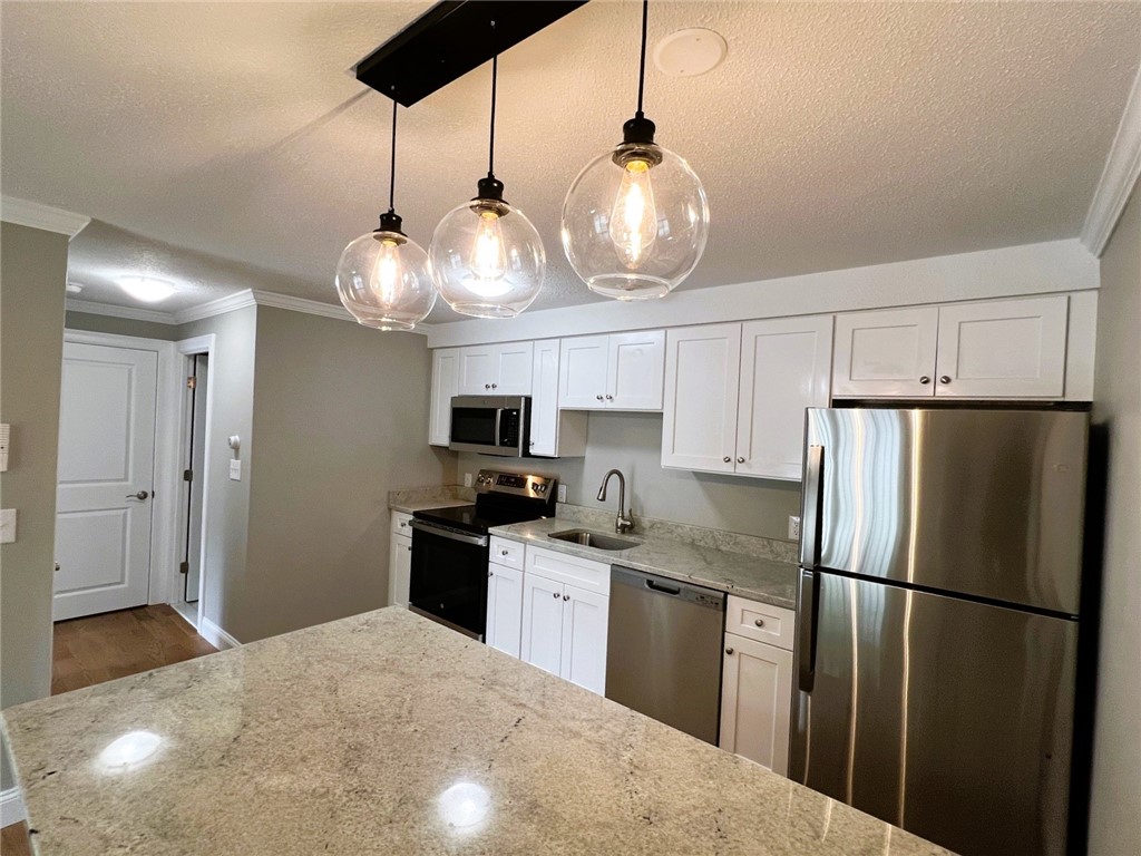 1371 Mendon Road, Unit 15 Woonsocket, RI 02895 - Photo 4 of 18