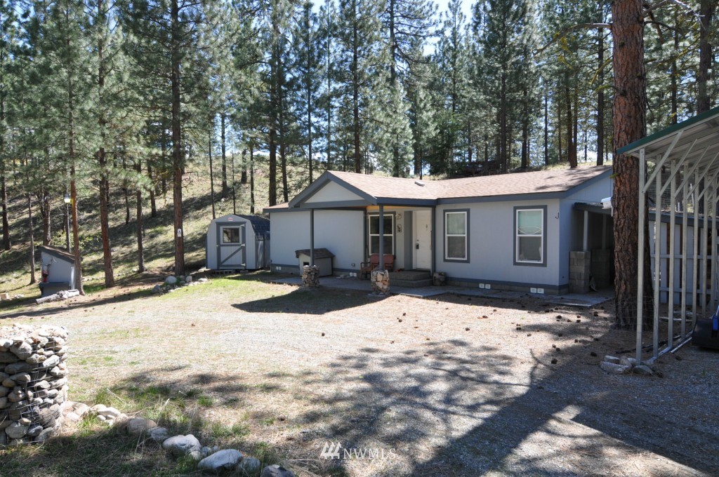 14 Butterweed Road Winthrop, WA 98862 - Photo 1 of 25 Gallery Image 1