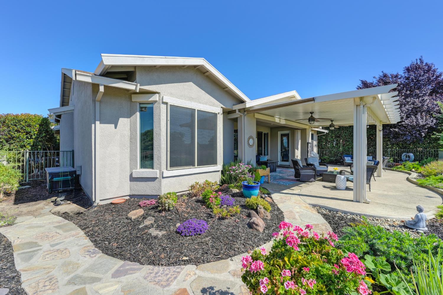 561 Rustic Ranch Lane Lincoln, CA 95648 - Photo 37 of 48 Side yard with garden bed