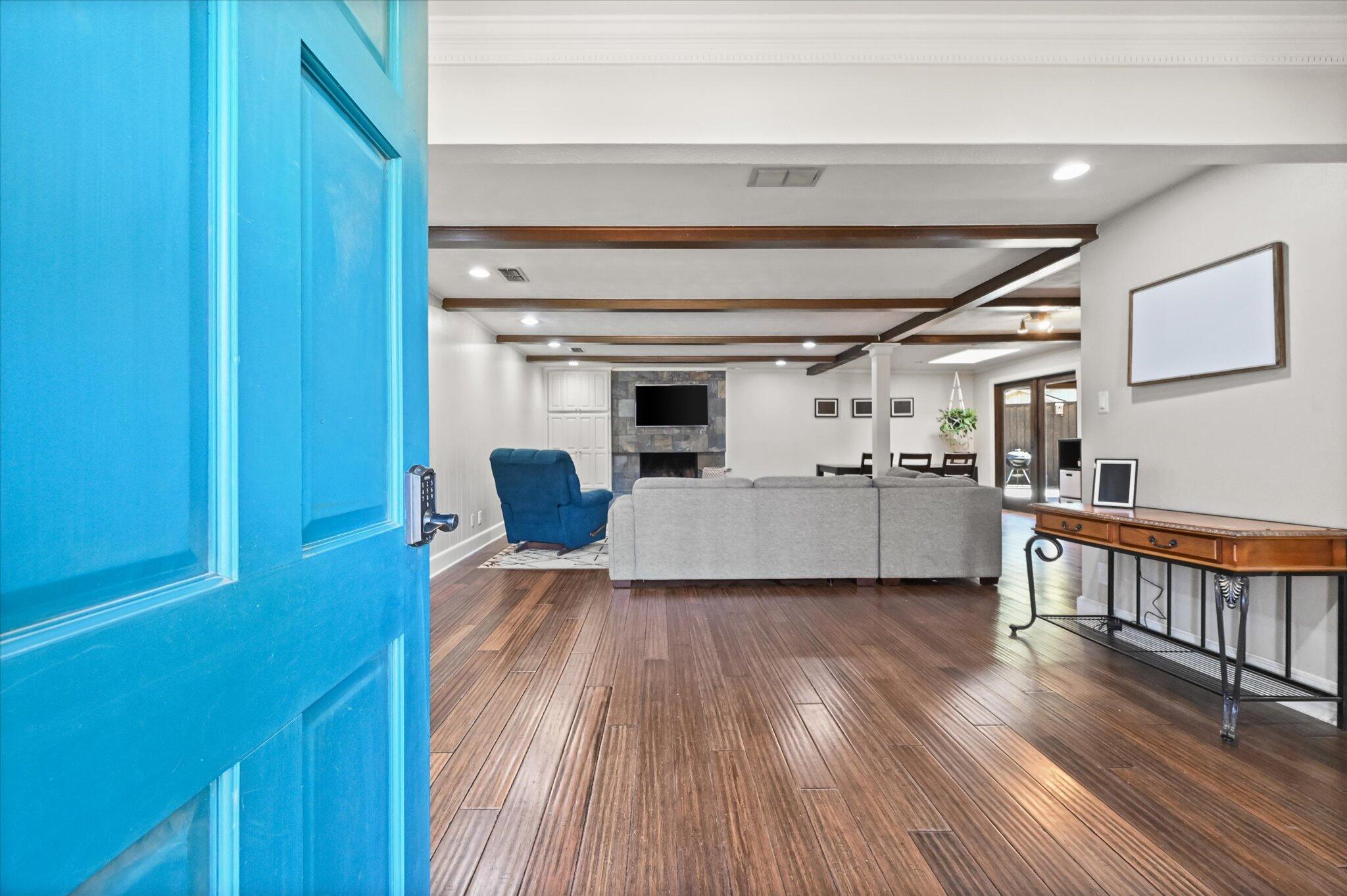 3706 66th Street Lubbock, TX 79413 - Photo 2 of 30 3706 66th - Entry