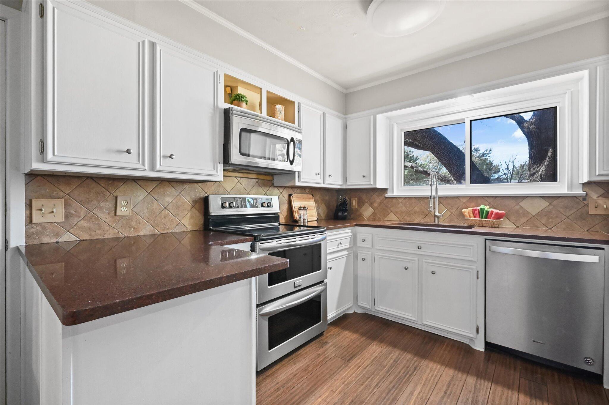 3706 66th Street Lubbock, TX 79413 - Photo 8 of 30 3706 66th - Kitchen 3