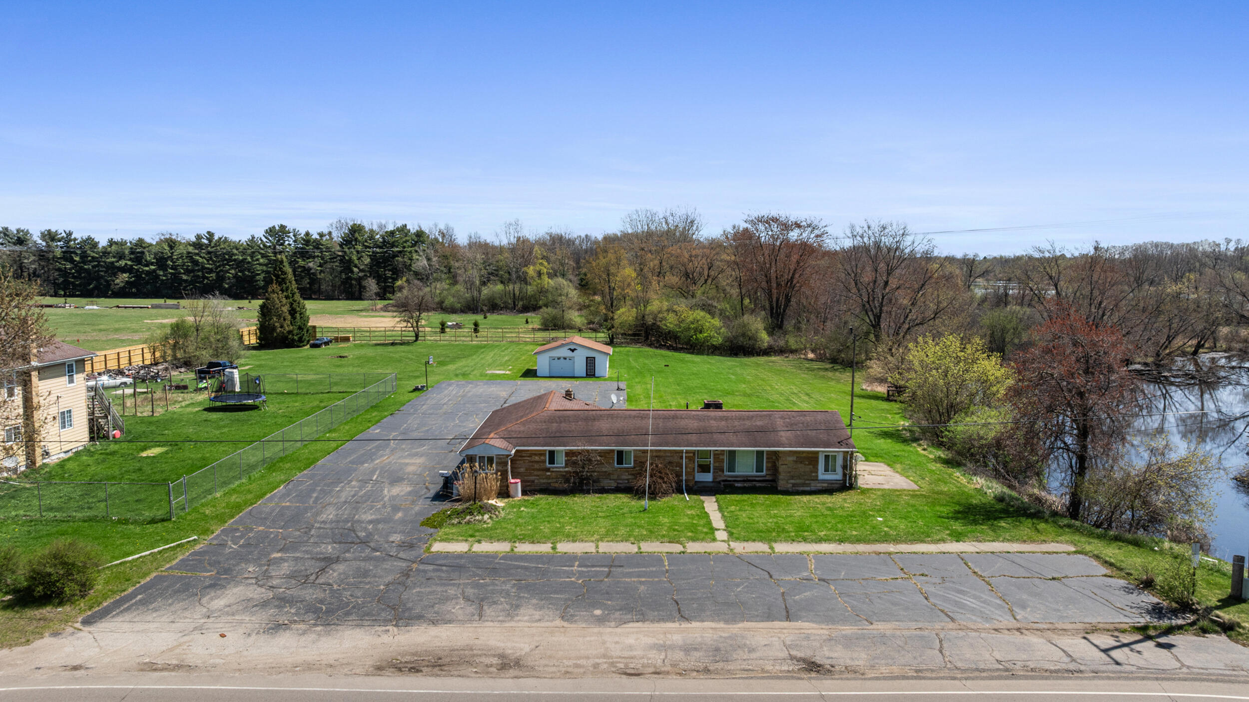 1355 Falahee Road Jackson, MI 49203 - Photo 1 of 35 1355 Falahee Rd Jackson MI 49203 - 0001
