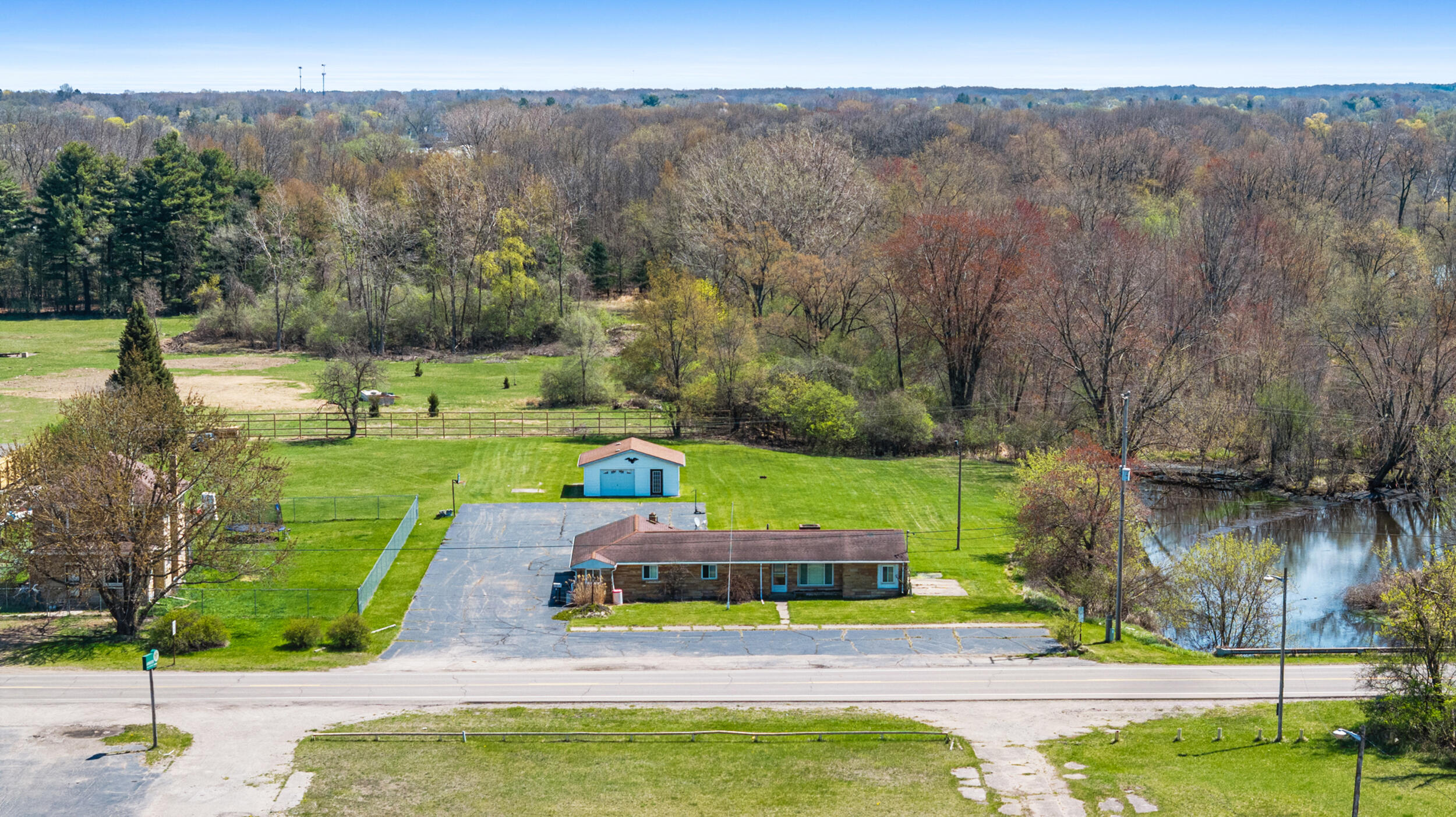 1355 Falahee Road Jackson, MI 49203 - Photo 33 of 35 1355 Falahee Rd Jackson MI 49203 - 0009